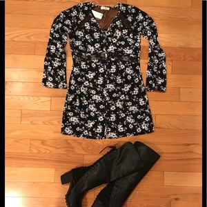 Final days!!! Versatile dress/tunic with lace in